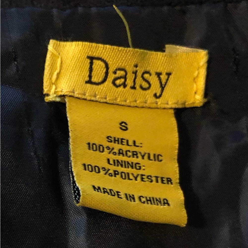 If You Are Interested In Finding A Sassy But Clas… - image 6